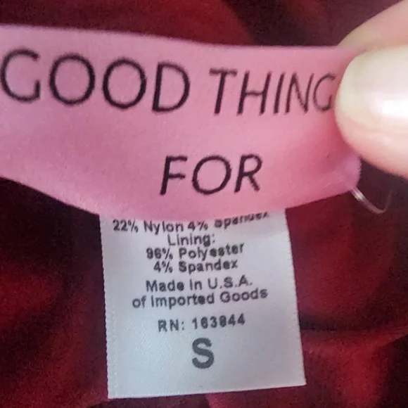 RARE! MANEATER WIGGLE DRESS IN BURGUNDY - VIXEN BY MICHELINE PITT SZ SM NWT - Picture 6 of 7